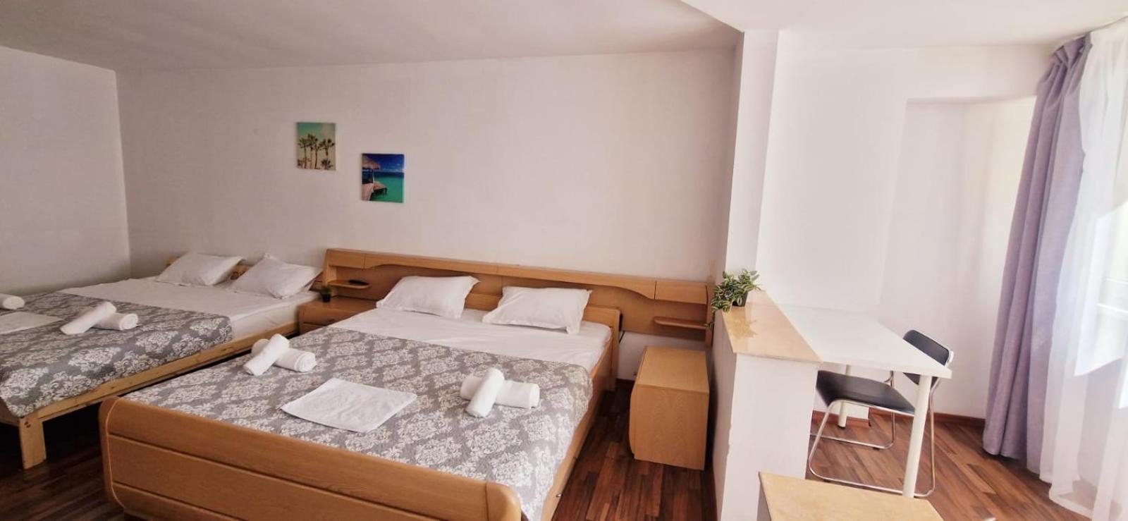 Stephanie Apartment-Centru Civic براشوف المظهر الخارجي الصورة