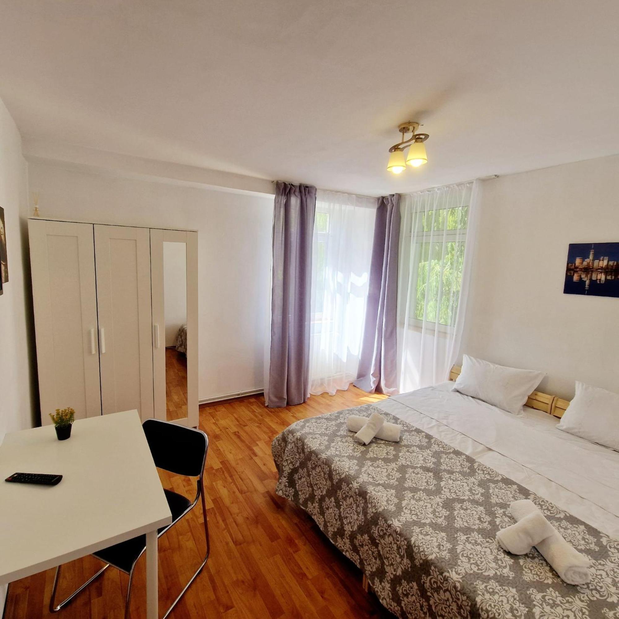 Stephanie Apartment-Centru Civic براشوف المظهر الخارجي الصورة