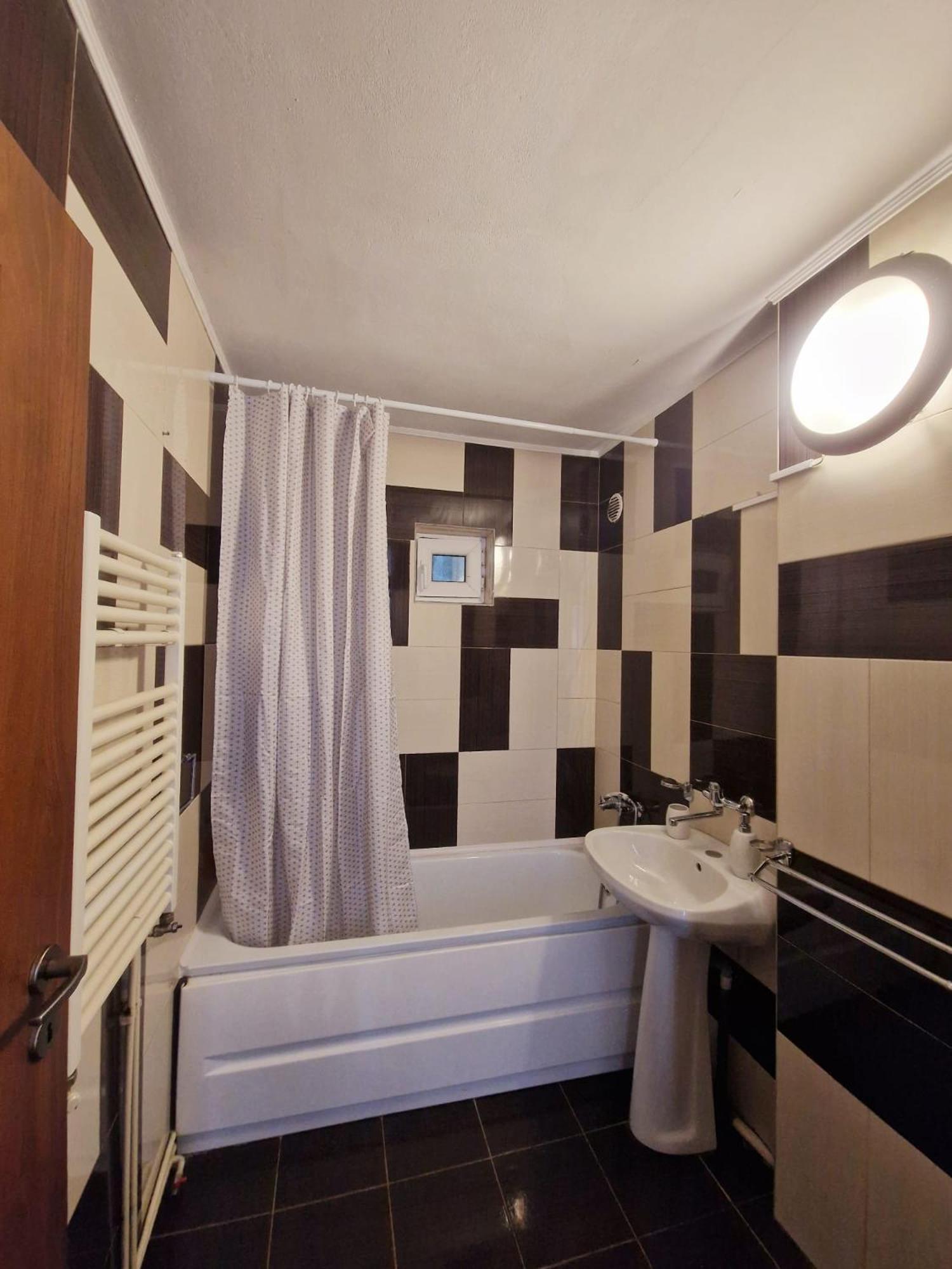 Stephanie Apartment-Centru Civic براشوف المظهر الخارجي الصورة
