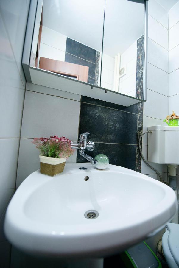 Stephanie Apartment-Centru Civic براشوف المظهر الخارجي الصورة