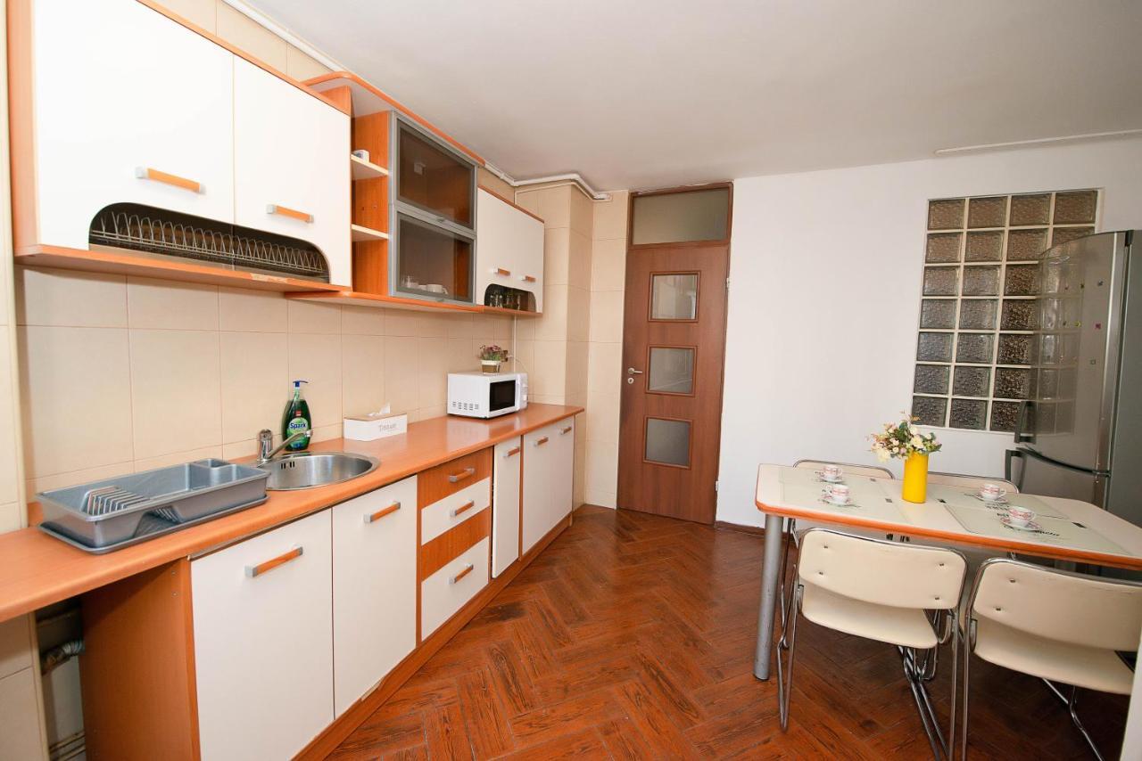 Stephanie Apartment-Centru Civic براشوف المظهر الخارجي الصورة